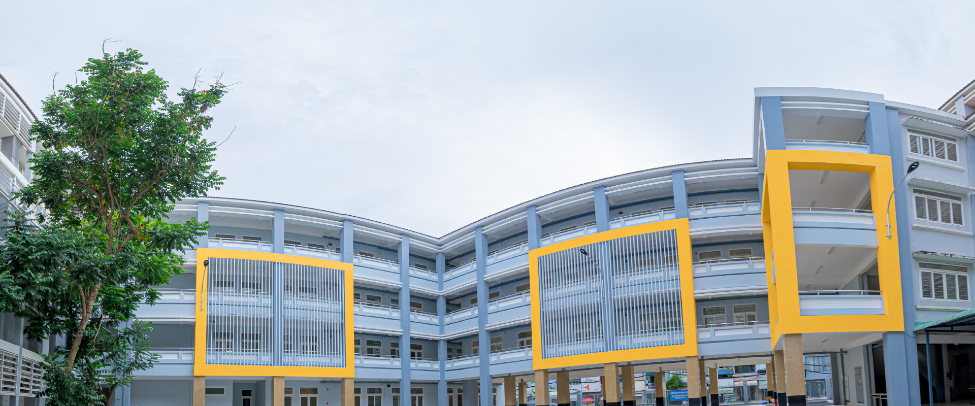 Trường THPT Võ Văn Kiệt