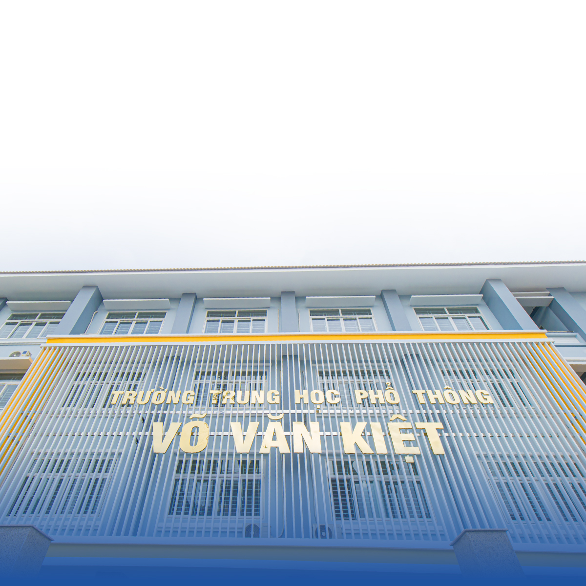 Trường THPT Võ Văn Kiệt